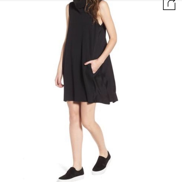 James Perse Fall Turtleneck Sleeveless Dress in Olive Green - Picture 3 of 10